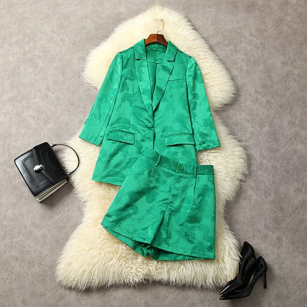 european and american women's clothes 2023 summer new seven-point sleeve suit collar jacquard jacket green shorts fashion suit, White
european and american women's clothes 2023 summer new seven-point sleeve suit collar jacquard jacket green shorts fashion suit, White