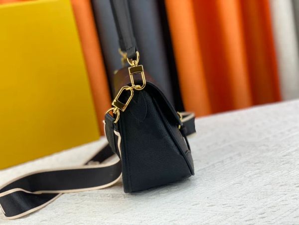 m46386 diane shoulder bag women fashion designers empreinte handbags women's leather crossbody totes jacquard strap shoulderstrap remov
m46386 diane shoulder bag women fashion designers empreinte handbags women's leather crossbody totes jacquard strap shoulderstrap remov