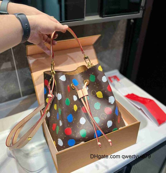 shoulder bags l 23ss yk x nano noe drawstring bag multicolor dots jacquard denim monograms handbag bicolor mini noe bucket crossbody japanes
shoulder bags l 23ss yk x nano noe drawstring bag multicolor dots jacquard denim monograms handbag bicolor mini noe bucket crossbody japanes