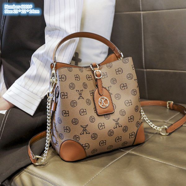 Factory wholesale ladies shoulder bags 2 colors elegant thick printed retro handbag this year's popular color matching female chain bag trend pendant Joker backpack, Khaki-6003#
Factory wholesale ladies shoulder bags 2 colors elegant thick printed retro handbag this year's popular color matching female chain bag trend pendant Joker backpack, Khaki-6003#