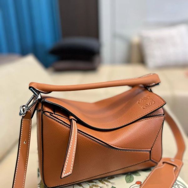 loews puzzle handbag designer bag women single shoulder fashion bags leather cross bags woman tote luxury handbags lady crossbody size 24cm
loews puzzle handbag designer bag women single shoulder fashion bags leather cross bags woman tote luxury handbags lady crossbody size 24cm