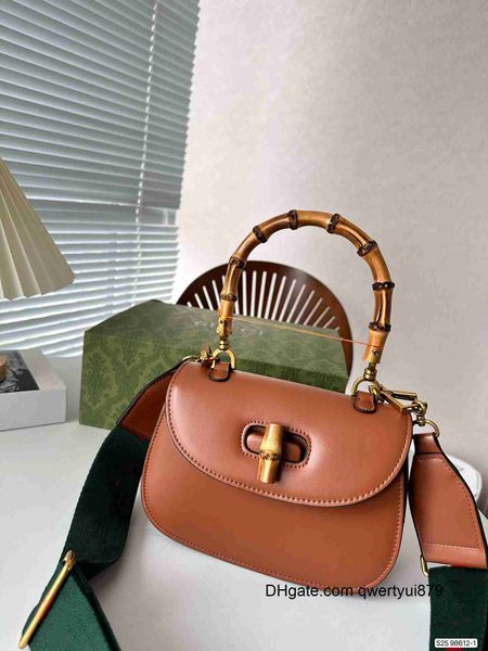 totes women designers handbags with bamboo luxurys vintage small handle bag lady tote new fashion crossbody shouler purses
totes women designers handbags with bamboo luxurys vintage small handle bag lady tote new fashion crossbody shouler purses