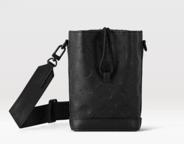 designer bag noe shoulder bag 21cm mens handbags black dermal black embossing backpack crossbody purses leather clutch wallet phone box hand
designer bag noe shoulder bag 21cm mens handbags black dermal black embossing backpack crossbody purses leather clutch wallet phone box hand