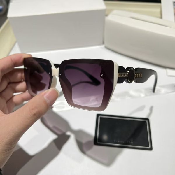 luxury square sunglasses for women fashion brand deisnger full frame uv400 lens summer womens style 8051 come with case, White;black
luxury square sunglasses for women fashion brand deisnger full frame uv400 lens summer womens style 8051 come with case, White;black