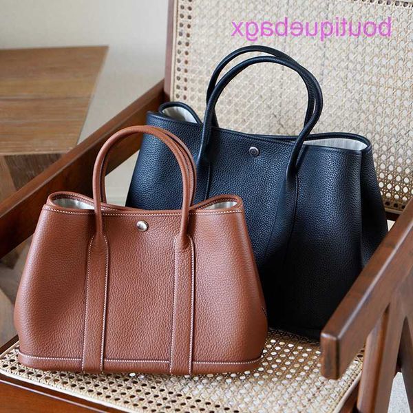 luxury party garden bags h home for sale high end production 2023 new leather women's bag single shoulder cross tot versatile hand gard
luxury party garden bags h home for sale high end production 2023 new leather women's bag single shoulder cross tot versatile hand gard