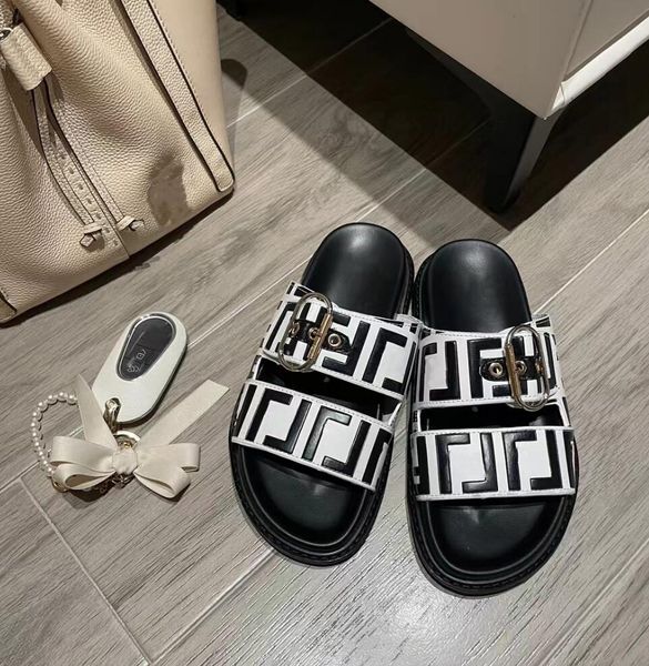 designer leather printing slipper women classic flat bottom leisure slippers summer leisure rubber foam outsole women beach sandal, Black
designer leather printing slipper women classic flat bottom leisure slippers summer leisure rubber foam outsole women beach sandal, Black