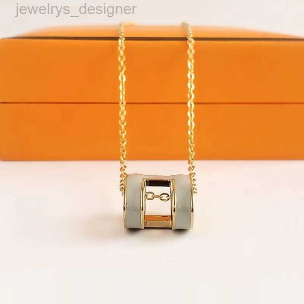 designer necklace luxury love pendant necklaces for women 18k gold letter necklace luxury design jewelry colorfast hypoallergenic, Silver
designer necklace luxury love pendant necklaces for women 18k gold letter necklace luxury design jewelry colorfast hypoallergenic, Silver