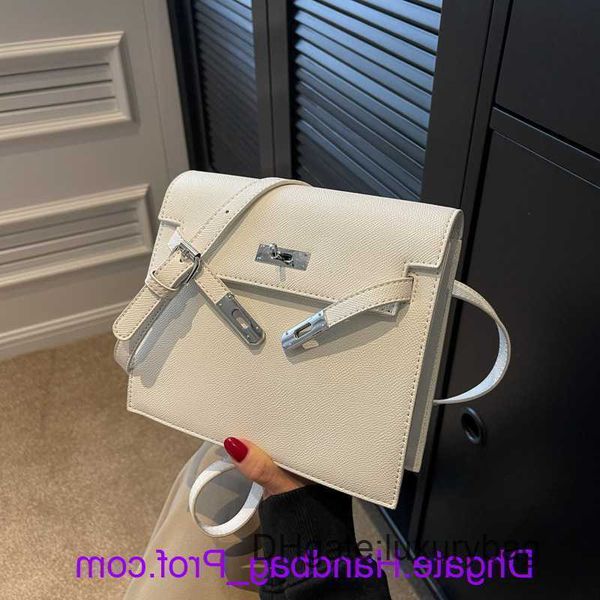 hrems designer wholesale kyllie tote bags online store crowd design bag for women 2023 new fashion spring summer small square with versatile
hrems designer wholesale kyllie tote bags online store crowd design bag for women 2023 new fashion spring summer small square with versatile