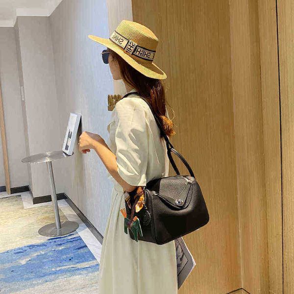 bags h home crossbody s mom 2023 doctor leather women's autumn and winter pop one shoulder portable pillow medicinehave real logo
bags h home crossbody s mom 2023 doctor leather women's autumn and winter pop one shoulder portable pillow medicinehave real logo