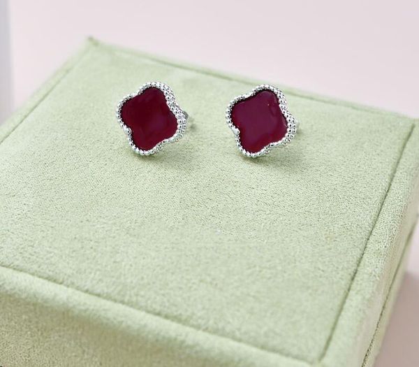 3a stud earrings vanca sweet earstuds vintage earring in gold iconic collection for women with dust bag box fendave, Golden;silver
3a stud earrings vanca sweet earstuds vintage earring in gold iconic collection for women with dust bag box fendave, Golden;silver
