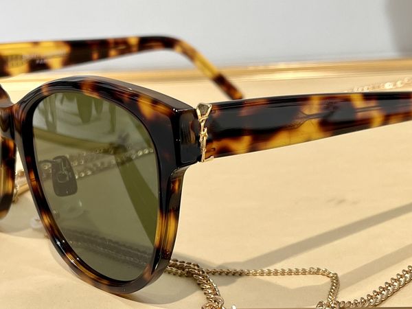 same style sunglasses on the official website, logo y, male and female designers, sheet metal glasses, hip-hop, handsome sl sunglasses, White;black
same style sunglasses on the official website, logo y, male and female designers, sheet metal glasses, hip-hop, handsome sl sunglasses, White;black