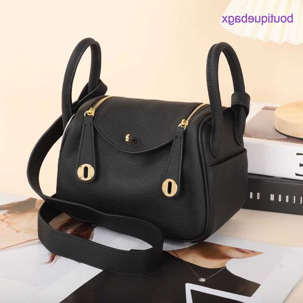 designer lindi bags h home 2023 new women's bag mini leather one shoulder messenger pillow versatile small doctor tidehave real logo
designer lindi bags h home 2023 new women's bag mini leather one shoulder messenger pillow versatile small doctor tidehave real logo