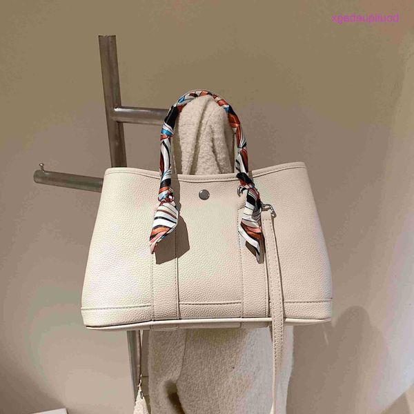 luxury party garden bags h home for sale high sense women's bag large capacity 2023 new fashion summer messengerhave real logo
luxury party garden bags h home for sale high sense women's bag large capacity 2023 new fashion summer messengerhave real logo