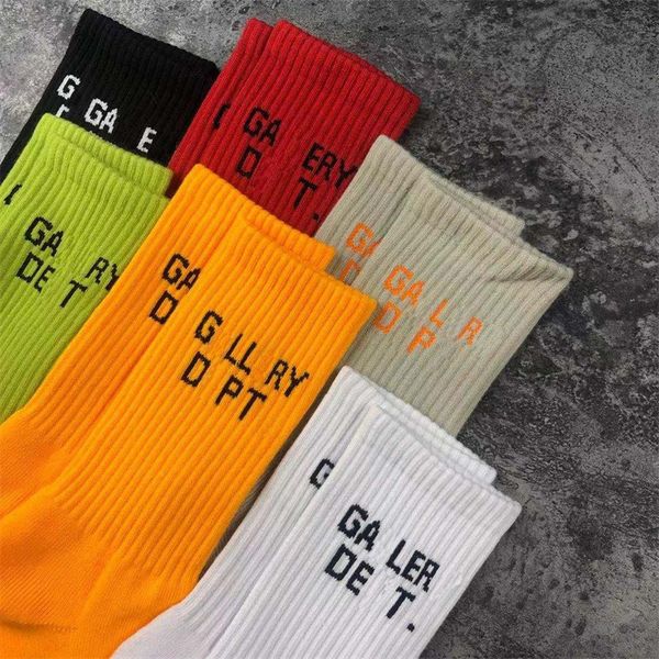 brand fashion multi color cotton socks mens and womens matching classic letter breathable stockings mixed soccer basketball sports, Black
brand fashion multi color cotton socks mens and womens matching classic letter breathable stockings mixed soccer basketball sports, Black