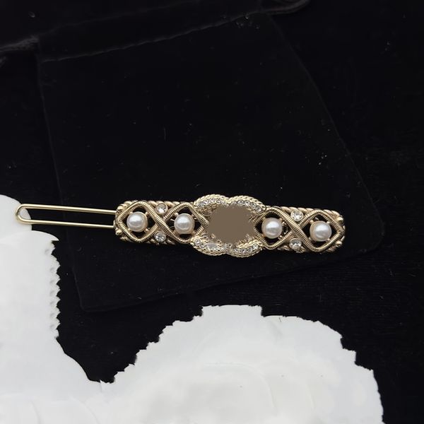 luxury hairpin designer hair accessories channel headwear women brand simple design headband leisure hairclips fashion hair clips elegant kx
luxury hairpin designer hair accessories channel headwear women brand simple design headband leisure hairclips fashion hair clips elegant kx