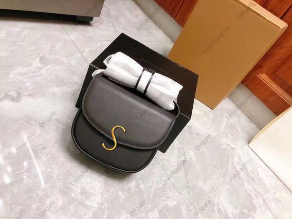 women's cassanda crossbody messenger bags mens half moon tote handbag genuine leather saddle kaia bag fashion pochette clutch flap shou
women's cassanda crossbody messenger bags mens half moon tote handbag genuine leather saddle kaia bag fashion pochette clutch flap shou
