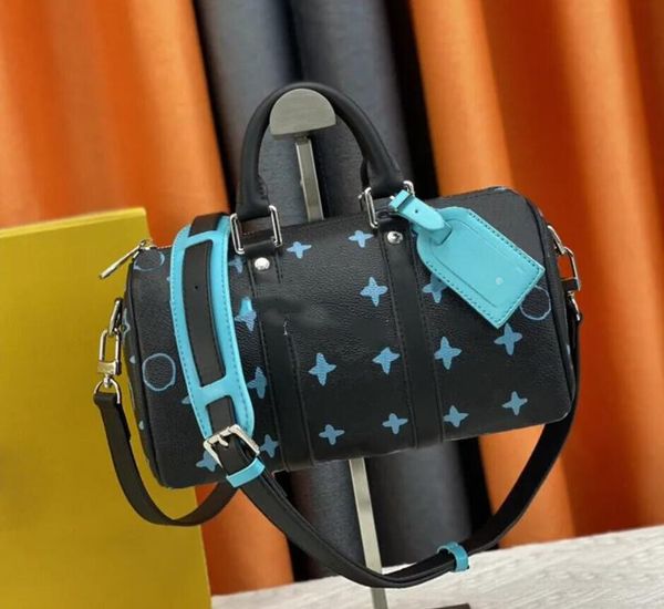 designer bag mens and womens fashion pillow bag keepall vintage print shoulder bag portable leather tote bag large capacity travel bag
designer bag mens and womens fashion pillow bag keepall vintage print shoulder bag portable leather tote bag large capacity travel bag