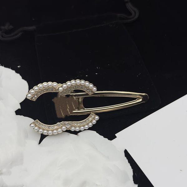 luxury hairpin designer hair accessories channel headwear women brand simple design headband leisure hairclips fashion hair clips elegant kx
luxury hairpin designer hair accessories channel headwear women brand simple design headband leisure hairclips fashion hair clips elegant kx