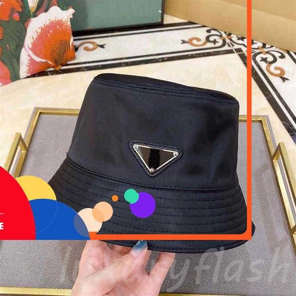 

8t Hat Casquette Designer Stars with The Same Casual Outing Flat-top Small Brimmed Hats Wild Triangle Standard Ins Ba268s9983, Blue