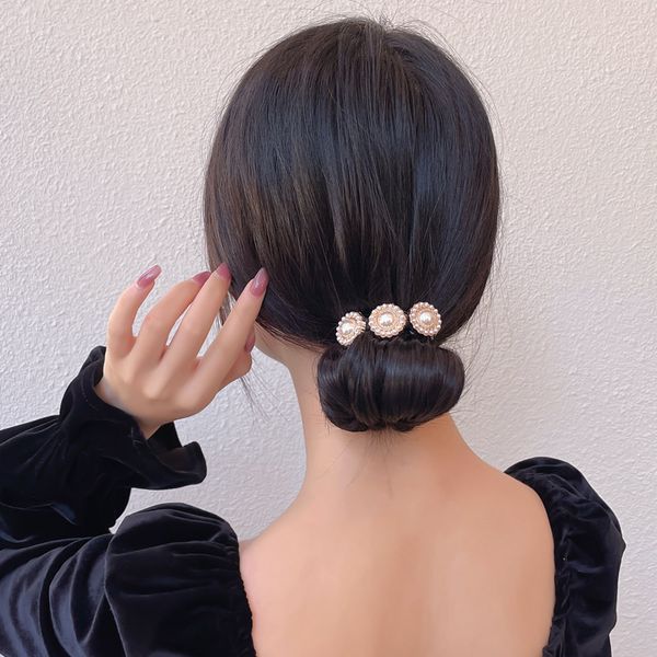 fashion blogger designer jewelr new ball head, pearl head rope, simple hair curler, lazy person tied ponytail, retro hair rope scrunchies ha, Golden;silver
fashion blogger designer jewelr new ball head, pearl head rope, simple hair curler, lazy person tied ponytail, retro hair rope scrunchies ha, Golden;silver