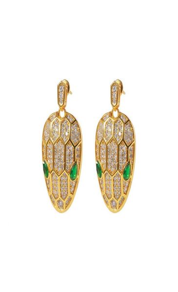 fashion 18k gold luxury head designer stud earrings luxury brand green stone crystal diamond shining ear rings earring jewelry gift7764380, Golden;silver
fashion 18k gold luxury head designer stud earrings luxury brand green stone crystal diamond shining ear rings earring jewelry gift7764380, Golden;silver