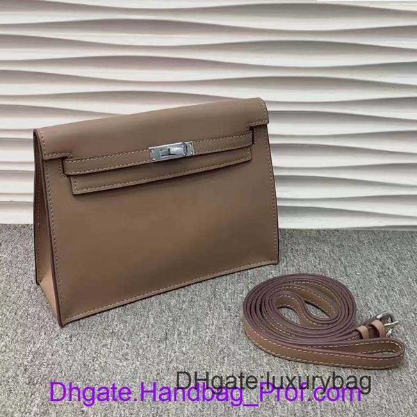 hrems designer wholesale kyllie tote bags online store 2023 new swift leather dance bag fashion versatile one shoulder straddle b with real
hrems designer wholesale kyllie tote bags online store 2023 new swift leather dance bag fashion versatile one shoulder straddle b with real