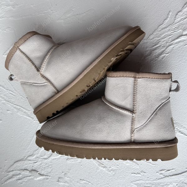designer men women snow boots fashion classic mini short leather winter medium boots flat sole mule thermal plush outdoor casual shoes size, Black
designer men women snow boots fashion classic mini short leather winter medium boots flat sole mule thermal plush outdoor casual shoes size, Black