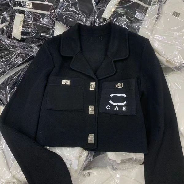designer lapel neck knit jackets stylish square metal button pocket alphabet printed long sleeve knit jackets, Black;brown
designer lapel neck knit jackets stylish square metal button pocket alphabet printed long sleeve knit jackets, Black;brown