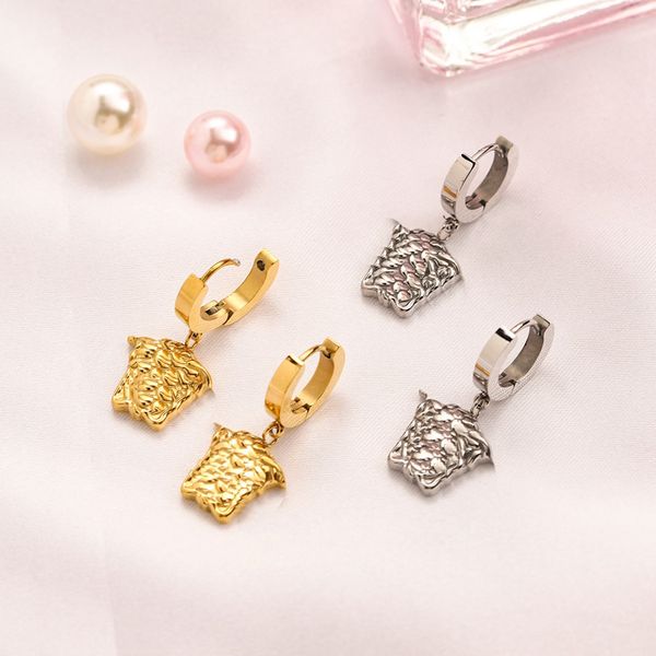 new 18k gold plated earrings stainless steel silver plated stud earrings no fade classic correct logo designer jewelry charm luxury travel e, Golden;silver
new 18k gold plated earrings stainless steel silver plated stud earrings no fade classic correct logo designer jewelry charm luxury travel e, Golden;silver