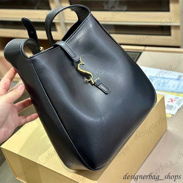 new luxury bags women's elegant independent temperament handbag adjustable shoulder strap underarm bag fashion shoulder bag large capac
new luxury bags women's elegant independent temperament handbag adjustable shoulder strap underarm bag fashion shoulder bag large capac