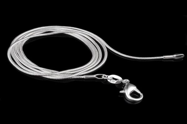 1 lot=100 pcs 925 sterling silver smooth chain necklace lobster clasps chain jewelry size 1mm 16inch --- 38inch4821376
1 lot=100 pcs 925 sterling silver smooth chain necklace lobster clasps chain jewelry size 1mm 16inch --- 38inch4821376