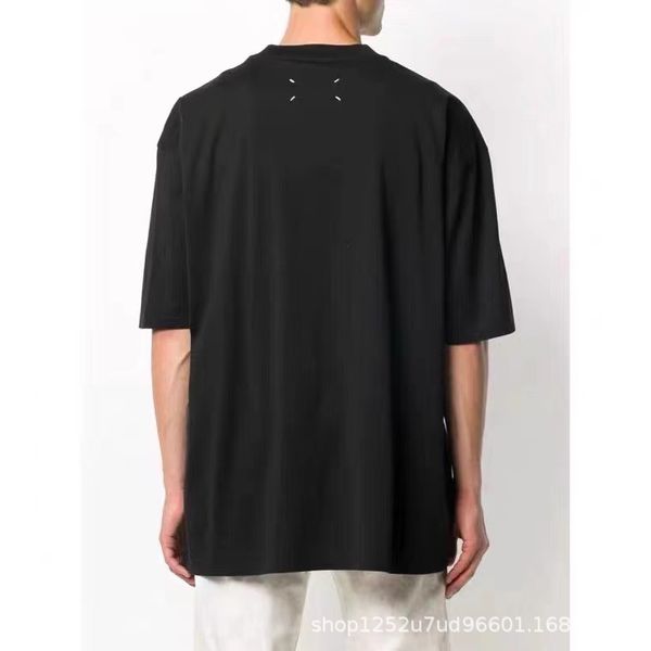 2023ss fashion brand mmsix6 oversized t-shirt casual loose women's cotton t-shirt crew neck solid cotton t-shirt, White;black
2023ss fashion brand mmsix6 oversized t-shirt casual loose women's cotton t-shirt crew neck solid cotton t-shirt, White;black
