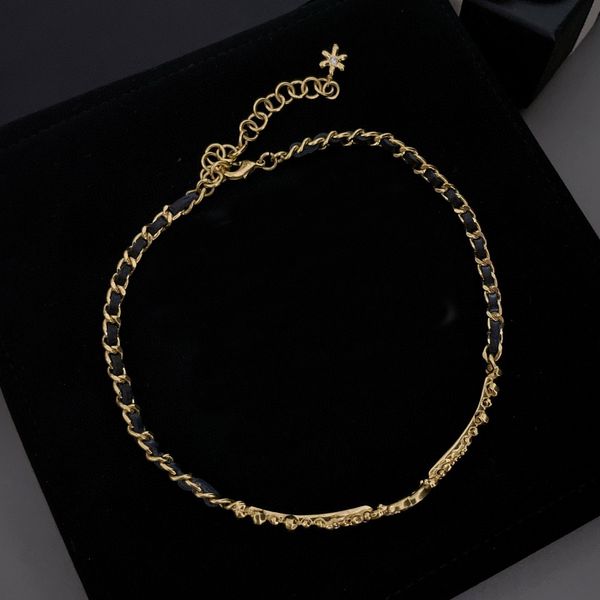 2023 luxury quality charm pendant necklace with flower design in 18k gold plated black genuine leather have box stamp ps7192b, Silver
2023 luxury quality charm pendant necklace with flower design in 18k gold plated black genuine leather have box stamp ps7192b, Silver