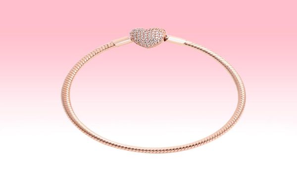 18k rose gold plated charms bracelets with original box for 925 silver love hearts chain bracelet women wedding jewelry6604660, Golden;silver
18k rose gold plated charms bracelets with original box for 925 silver love hearts chain bracelet women wedding jewelry6604660, Golden;silver