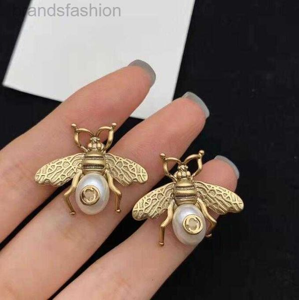 retro designer earrings stud 925 silver needles bee luxury brand earring brass material ladies weddings parties gifts exquisite jewelry, Golden;silver
retro designer earrings stud 925 silver needles bee luxury brand earring brass material ladies weddings parties gifts exquisite jewelry, Golden;silver
