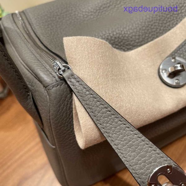 authentic merchandise genuine lindi bags h home for sale pure manual wax thread sewing bag original togo leather women's hand 26have re
authentic merchandise genuine lindi bags h home for sale pure manual wax thread sewing bag original togo leather women's hand 26have re