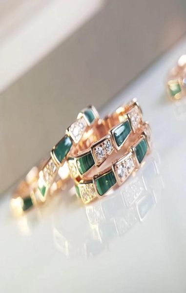 fashion- stone -shaped couple ring fashion sterling silver natural malachite diamond bone ring christmas gift6331734
fashion- stone -shaped couple ring fashion sterling silver natural malachite diamond bone ring christmas gift6331734