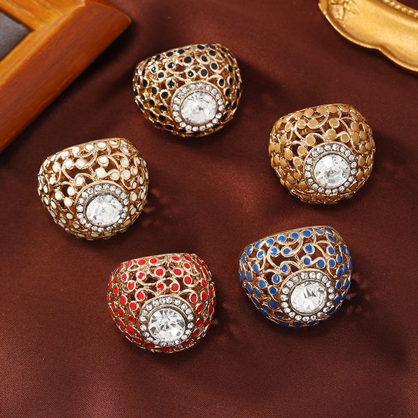 small niche design exaggerates personality large flower index finger ring high-end open ring female, Golden;silver
small niche design exaggerates personality large flower index finger ring high-end open ring female, Golden;silver