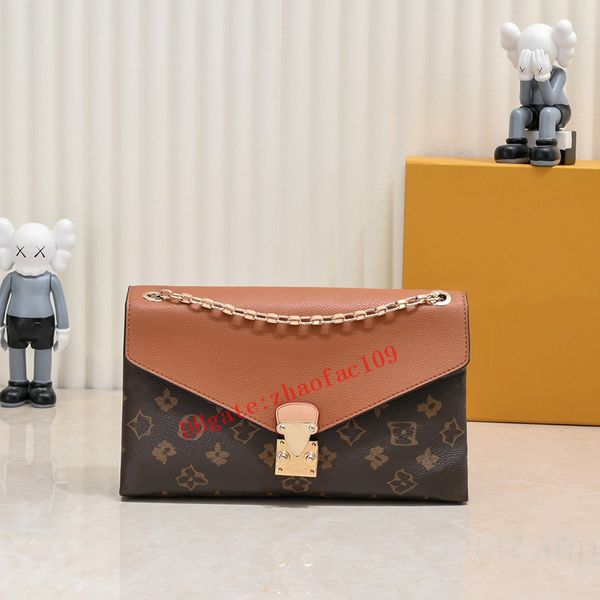 designers women messenger bag fashion luxurys genuine leather bags girl bag shoulder lady totes purse handbags crossbody backpack
designers women messenger bag fashion luxurys genuine leather bags girl bag shoulder lady totes purse handbags crossbody backpack