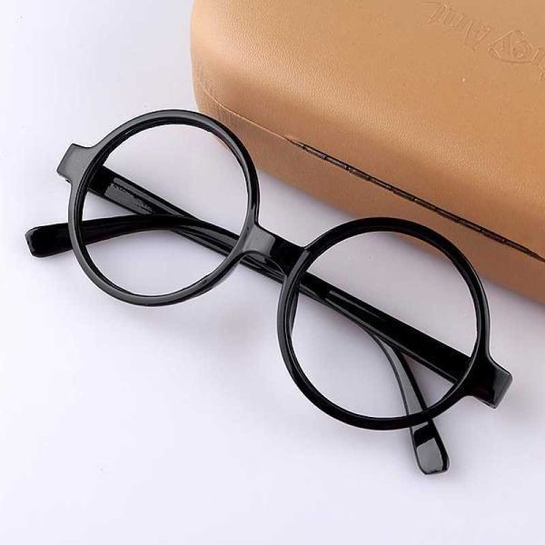 eyeglass circular no lenses black large eyeglass frame fashionable decoration for men and women, White;black
eyeglass circular no lenses black large eyeglass frame fashionable decoration for men and women, White;black