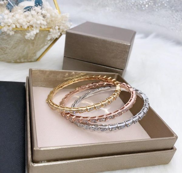 fashion lady women brass 18k gold plated full diamond and smooth spaced diamond shape narrow bracelets bangle6987332, Black
fashion lady women brass 18k gold plated full diamond and smooth spaced diamond shape narrow bracelets bangle6987332, Black