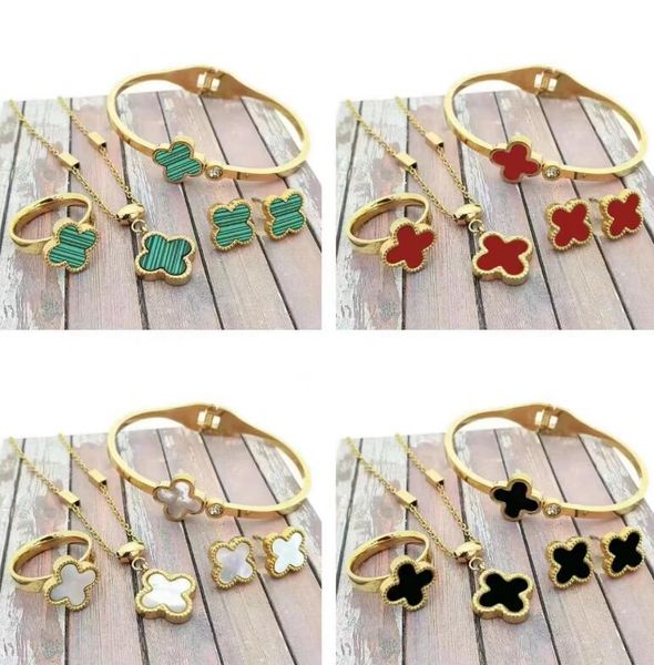 design luxury gold clover pendant necklace bracelet earring jewelry set for gift 18k gold plated 925 silver necklace, Black
design luxury gold clover pendant necklace bracelet earring jewelry set for gift 18k gold plated 925 silver necklace, Black