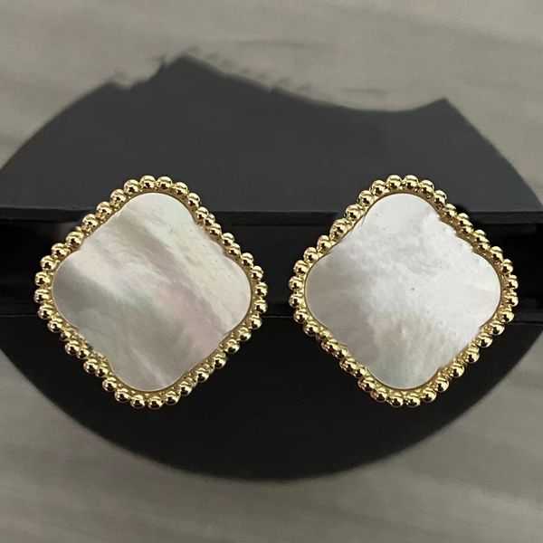 designer van clover stud earring luxury four-leaf classics charm earrings women flower jewelry womam earing 5656, Golden;silver
designer van clover stud earring luxury four-leaf classics charm earrings women flower jewelry womam earing 5656, Golden;silver