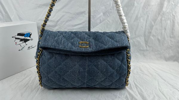 chain bag designer tote bag women's chain shoulder bag quilted purse crossbody bag handbag bag parisian brand fashion flap classic deni
chain bag designer tote bag women's chain shoulder bag quilted purse crossbody bag handbag bag parisian brand fashion flap classic deni
