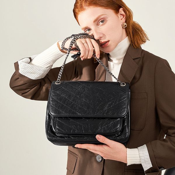 designer brand bag luxury niki classic women one shoulder crossbody bag oil wax leather layer cowhide ferrous chain fashion vintage handbags
designer brand bag luxury niki classic women one shoulder crossbody bag oil wax leather layer cowhide ferrous chain fashion vintage handbags