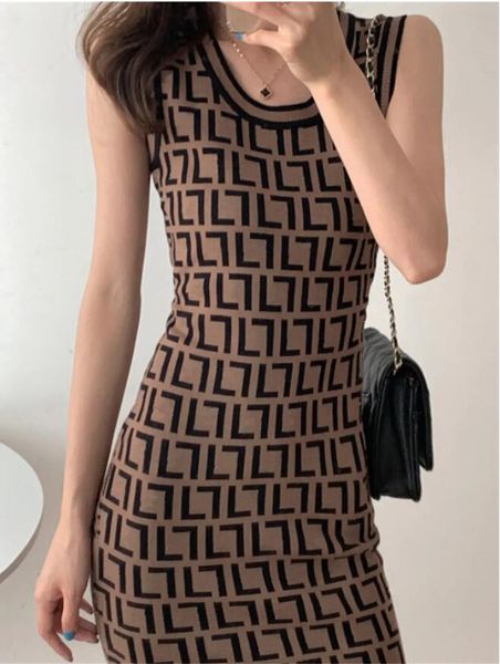2023 designer women's printing dresses fashion panelled dress womens casual sleeveless long-skirts vintage blouse long-skirt lady outwe, Black
2023 designer women's printing dresses fashion panelled dress womens casual sleeveless long-skirts vintage blouse long-skirt lady outwe, Black