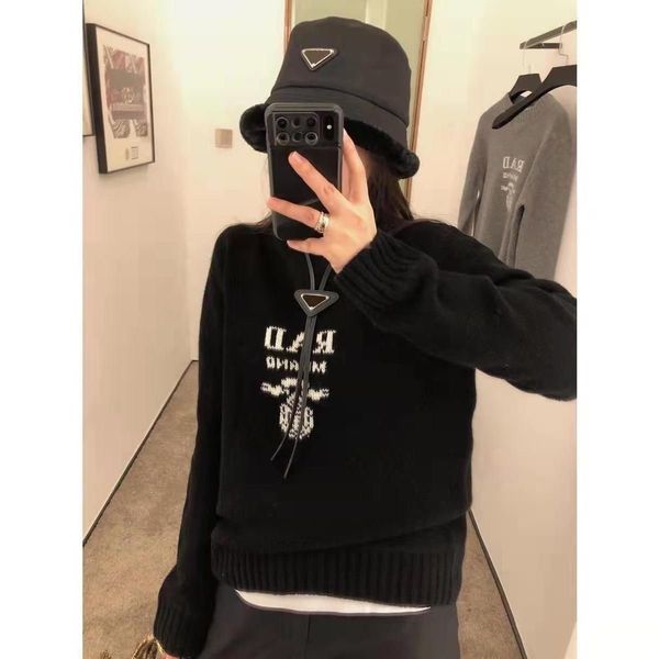 aaspring and autumn new fashion letter splicing jacquard loose pullover long sleeve lazy style knitwear designer high-end luxury men's, White;black
aaspring and autumn new fashion letter splicing jacquard loose pullover long sleeve lazy style knitwear designer high-end luxury men's, White;black
