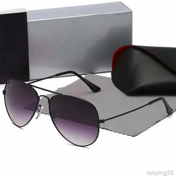 luxurys sunglasses designer men sunglasses eyewear glasses frame lens with box d3025, White;black
luxurys sunglasses designer men sunglasses eyewear glasses frame lens with box d3025, White;black