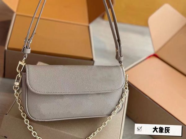 bags cross body high leather printed purse luxury underarm bag double chain mahjong crossbody women's tote 22, Black;red
bags cross body high leather printed purse luxury underarm bag double chain mahjong crossbody women's tote 22, Black;red