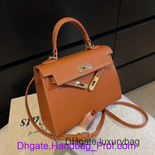 wholesale 8a quality hrems kyllie shoulder handbags of sale this years popular bag womens 2023 new versatile color contrast messenger advanc
wholesale 8a quality hrems kyllie shoulder handbags of sale this years popular bag womens 2023 new versatile color contrast messenger advanc